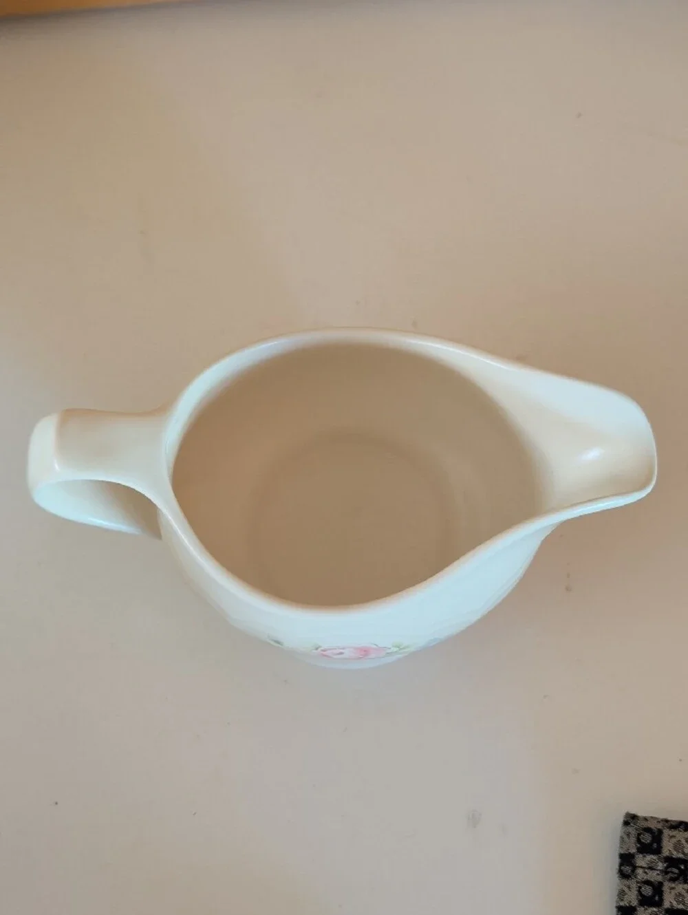 Pfaltzgraff, Cream Tea Rose Gravy Boat with Floral Accent #436 USA